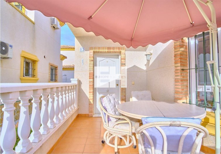 Wiederverkauf - villa - Los Montesinos - Costa Blanca