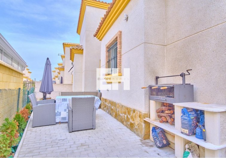 Wiederverkauf - villa - Los Montesinos - Costa Blanca
