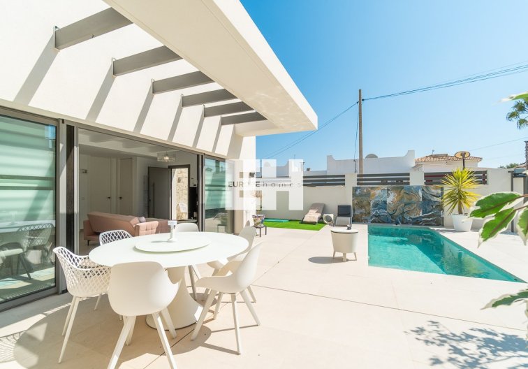Revente - villa - Orihuela Costa - Costa Blanca