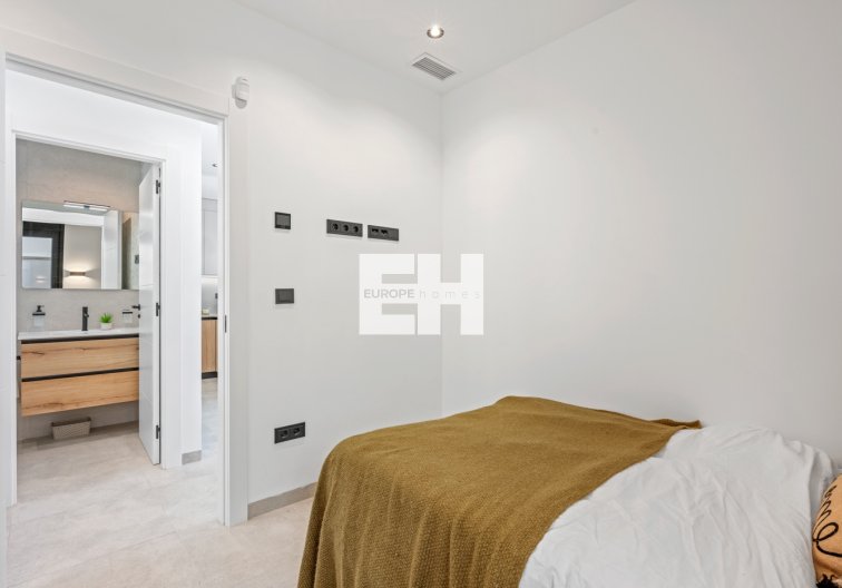Revente - villa - Orihuela Costa - Costa Blanca