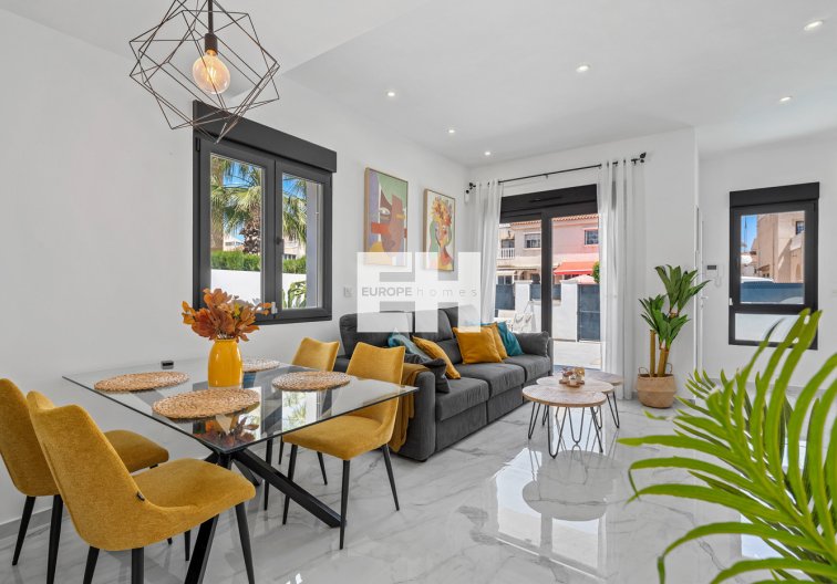 Resale - villa - Torrevieja - Costa Blanca