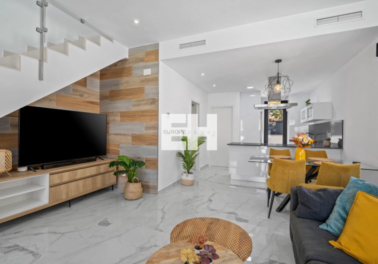 Resale - villa - Torrevieja - Costa Blanca