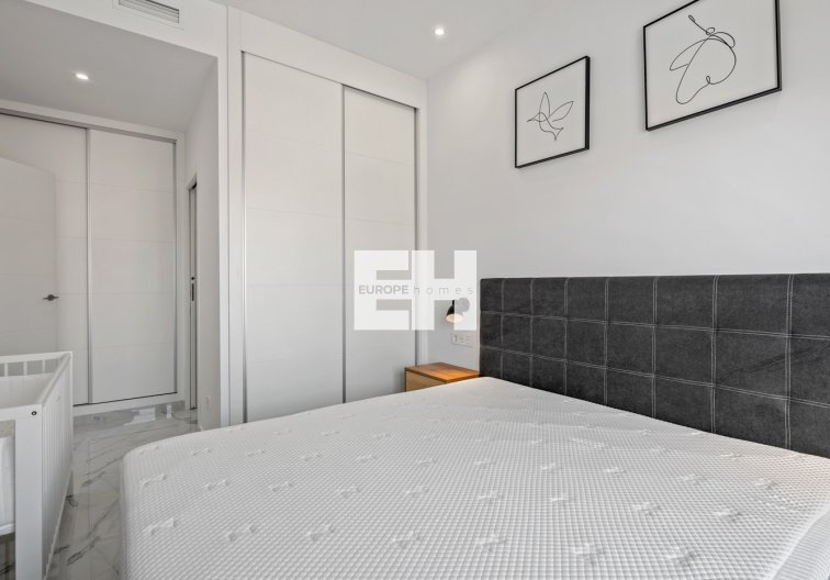 Resale - villa - Torrevieja - Costa Blanca