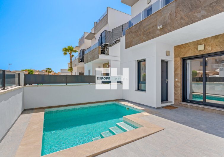Resale - villa - Torrevieja - Costa Blanca