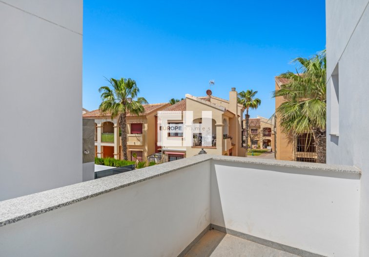 Resale - villa - Torrevieja - Costa Blanca