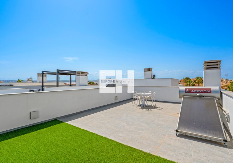 Resale - villa - Torrevieja - Costa Blanca