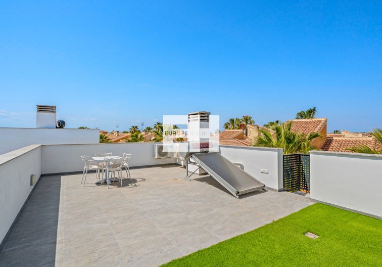Resale - villa - Torrevieja - Costa Blanca