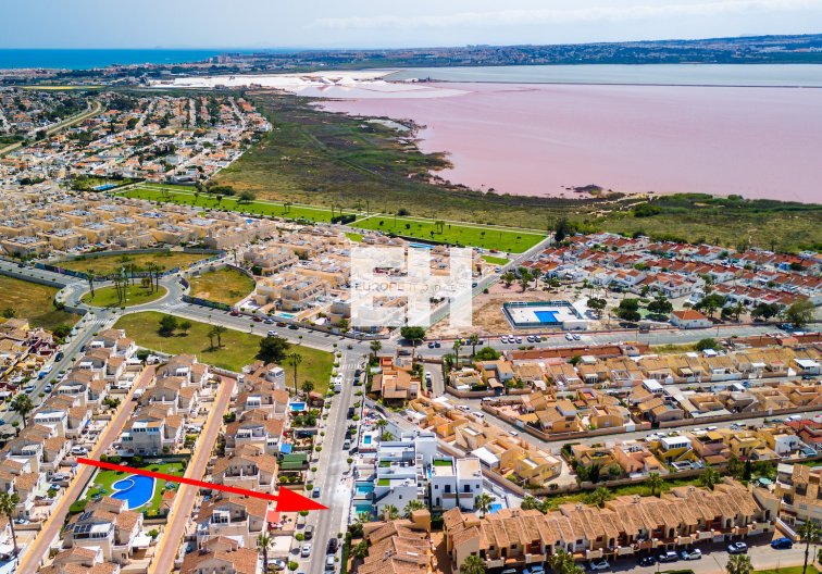 Resale - villa - Torrevieja - Costa Blanca