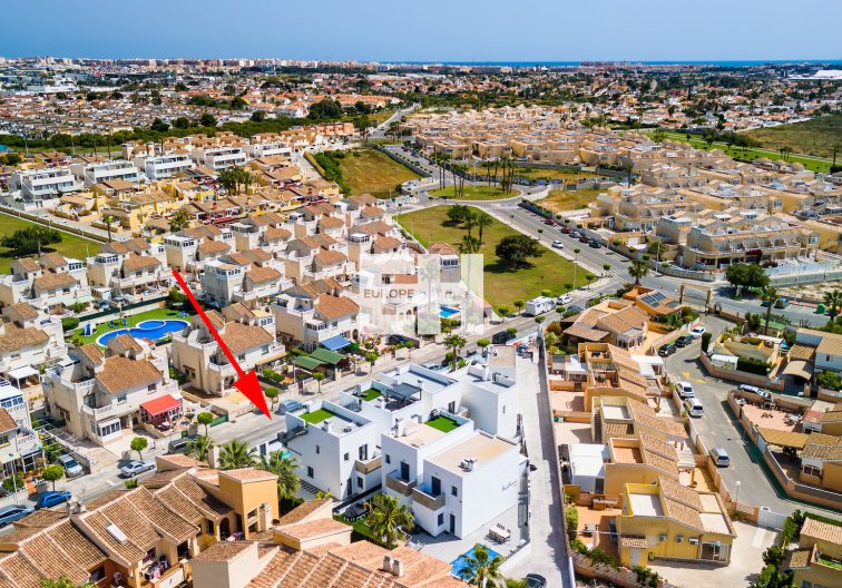 Resale - villa - Torrevieja - Costa Blanca