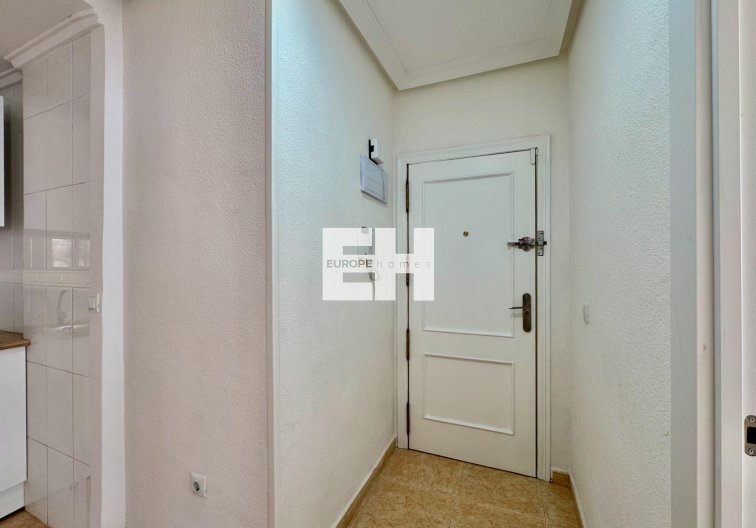 Wiederverkauf - Wohnung - Torrevieja - Centro