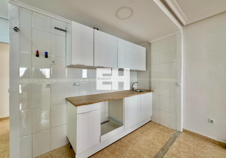 Wiederverkauf - Wohnung - Torrevieja - Centro