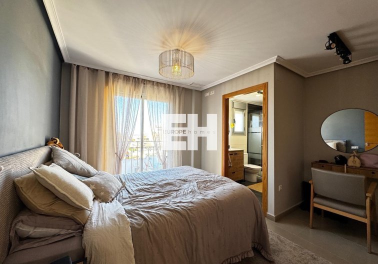 Wiederverkauf - Wohnung - Torrevieja - Playa del Cura
