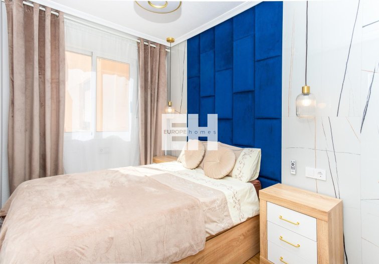 Wiederverkauf - Wohnung - Torrevieja - Centro