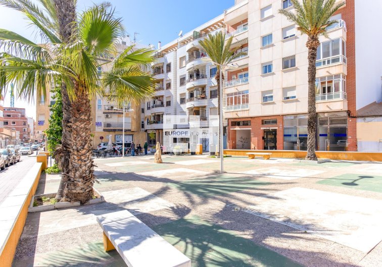 Wiederverkauf - Wohnung - Torrevieja - Centro