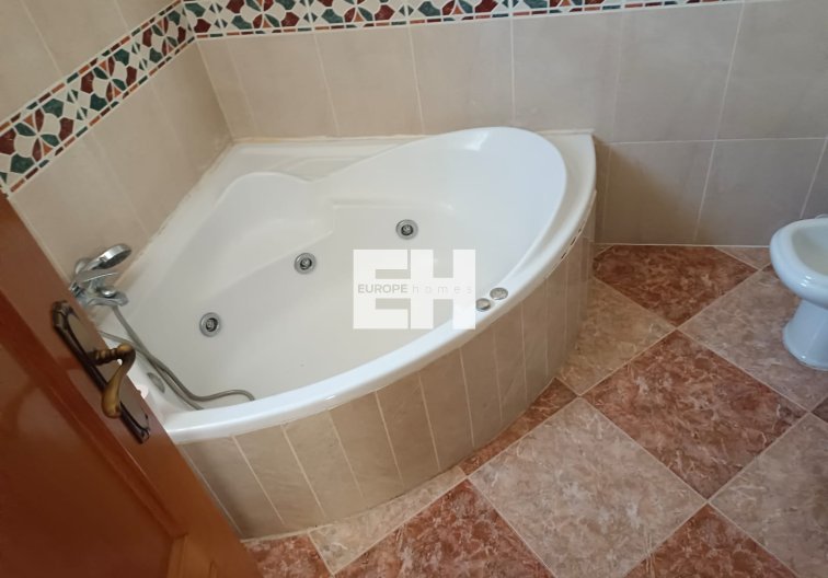 Herverkoop - villa - Los Balcones - Costa Blanca