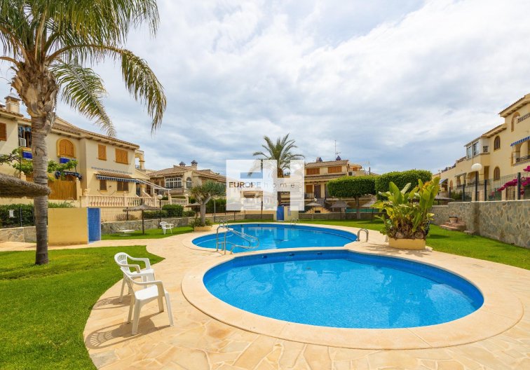Revente - Bungalow - Torrevieja - Torre La Mata