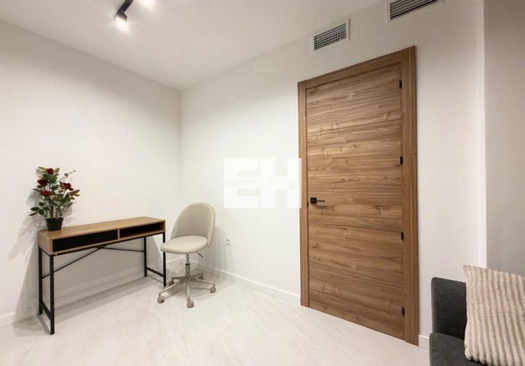 Wiederverkauf - Wohnung - Torrevieja - Playa del Cura