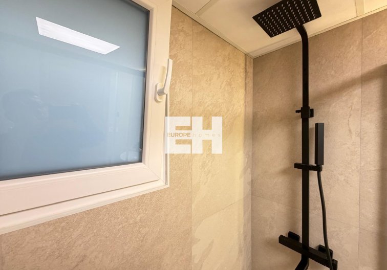 Wiederverkauf - Wohnung - Torrevieja - Playa del Cura