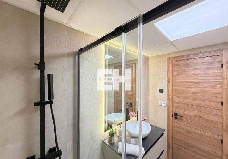 Wiederverkauf - Wohnung - Torrevieja - Playa del Cura