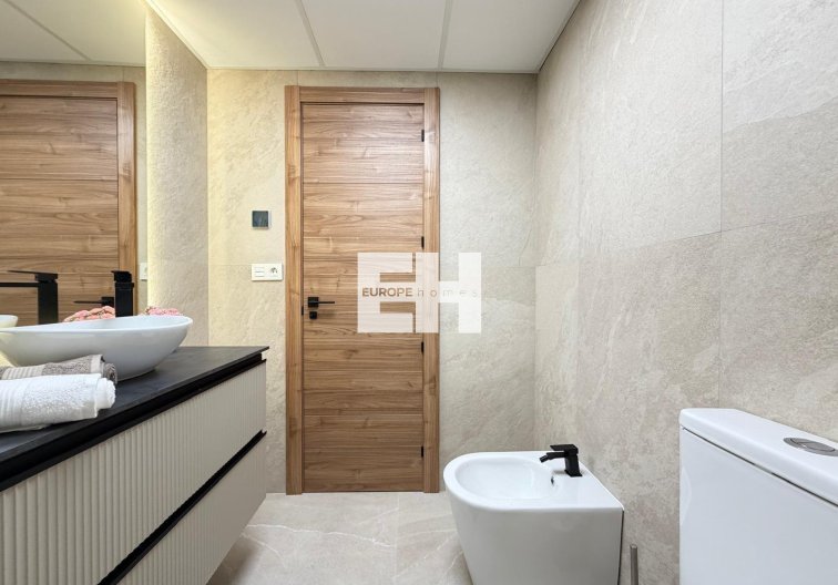 Wiederverkauf - Wohnung - Torrevieja - Playa del Cura