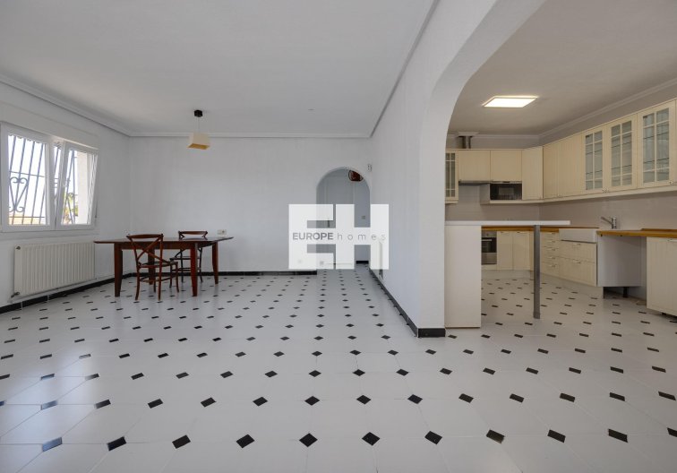 Wiederverkauf - villa - Torrevieja - La Siesta - El Salado - Torreta