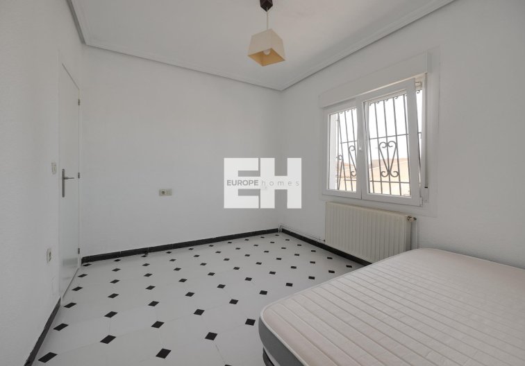 Wiederverkauf - villa - Torrevieja - La Siesta - El Salado - Torreta