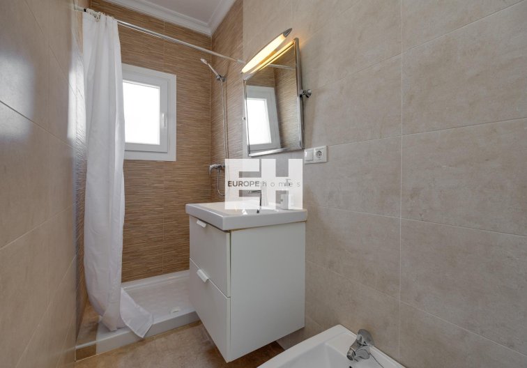 Wiederverkauf - villa - Torrevieja - La Siesta - El Salado - Torreta