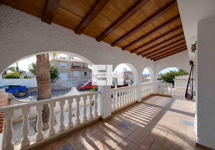 Wiederverkauf - villa - Torrevieja - La Siesta - El Salado - Torreta