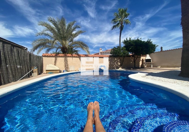 Wiederverkauf - villa - Torrevieja - La Siesta - El Salado - Torreta