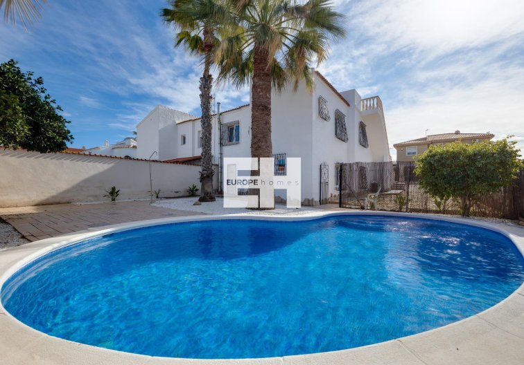 Wiederverkauf - villa - Torrevieja - La Siesta - El Salado - Torreta
