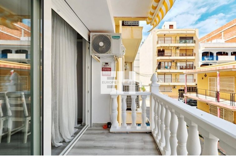 Wiederverkauf - Wohnung - Torrevieja - Centro