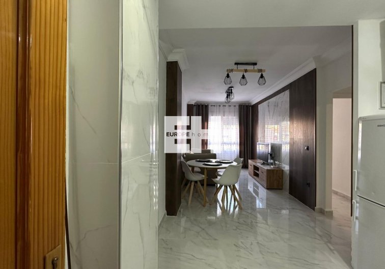 Segunda mano - Apartamento  - Torrevieja