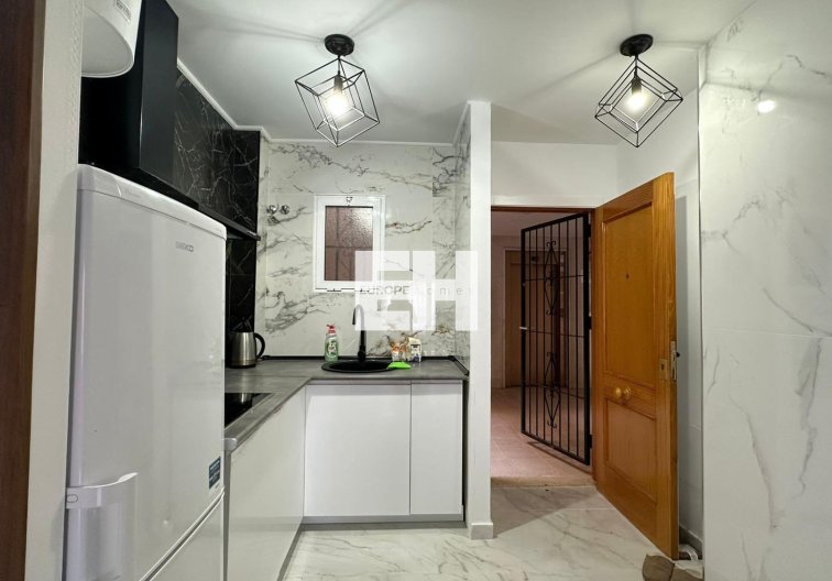 Segunda mano - Apartamento  - Torrevieja