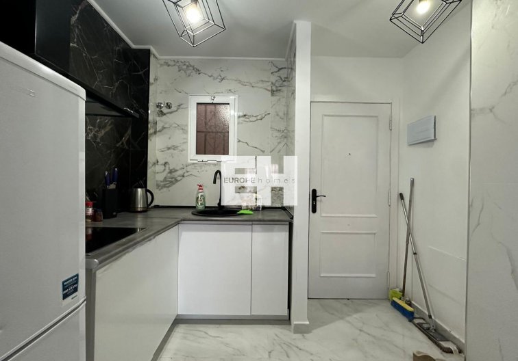 Segunda mano - Apartamento  - Torrevieja