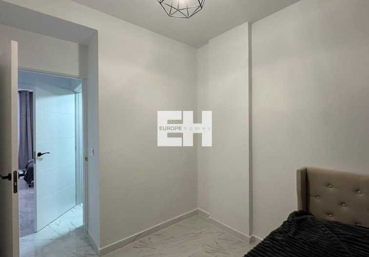 Segunda mano - Apartamento  - Torrevieja