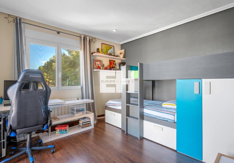 Revente - villa - Ciudad De Las Comunicaciones - Costa Blanca