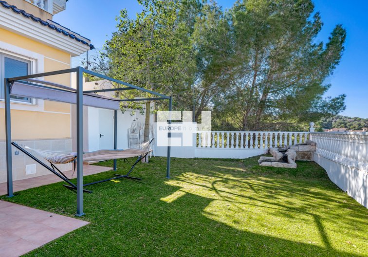 Revente - villa - Ciudad De Las Comunicaciones - Costa Blanca