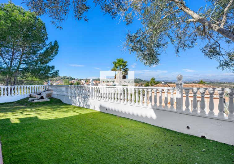 Revente - villa - Ciudad De Las Comunicaciones - Costa Blanca