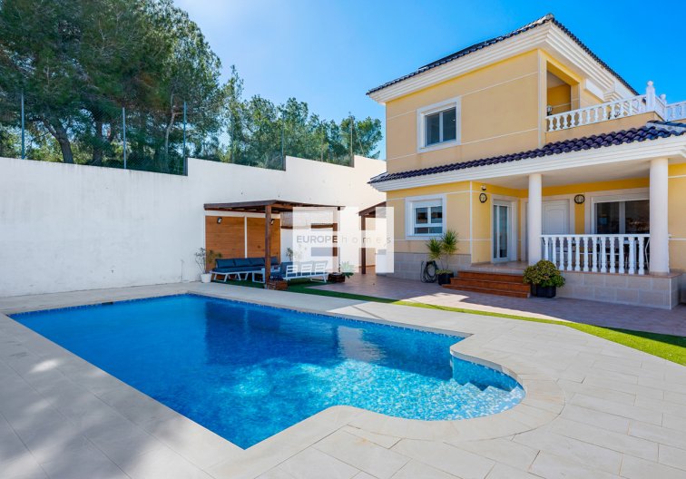 Revente - villa - Ciudad De Las Comunicaciones - Costa Blanca