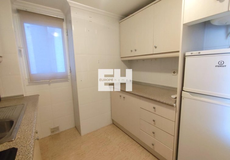 Wiederverkauf - Wohnung - Torrevieja - Centro