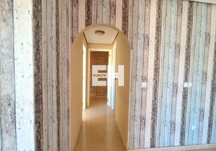 Wiederverkauf - Wohnung - Torrevieja - Centro