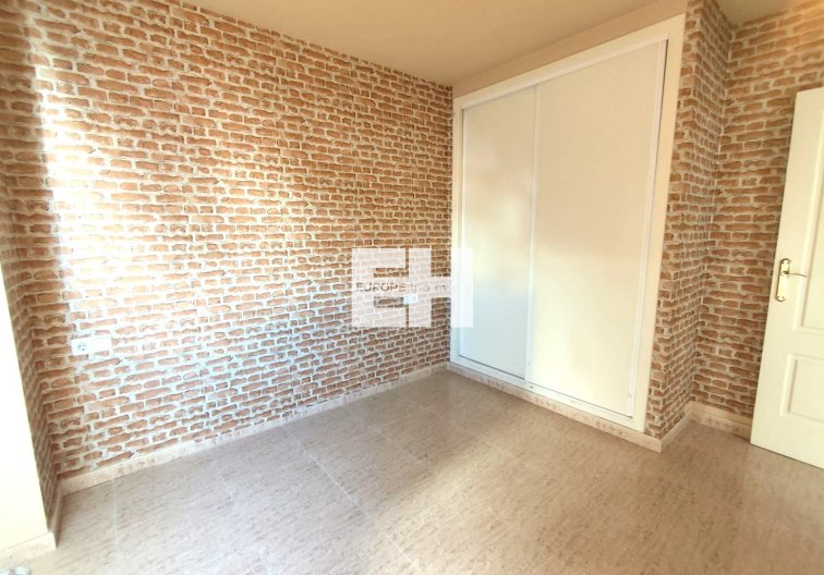 Wiederverkauf - Wohnung - Torrevieja - Centro