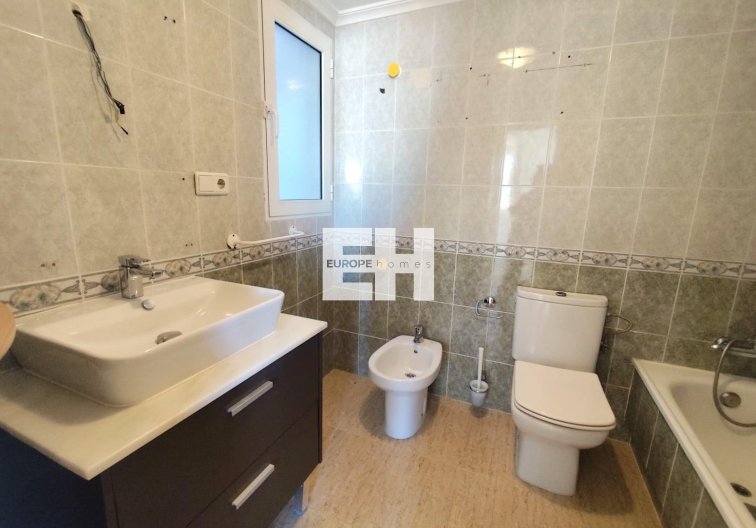 Wiederverkauf - Wohnung - Torrevieja - Centro