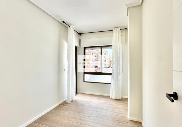 Revente - Appartement - Torrevieja - Centro