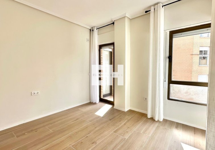 Revente - Appartement - Torrevieja - Centro
