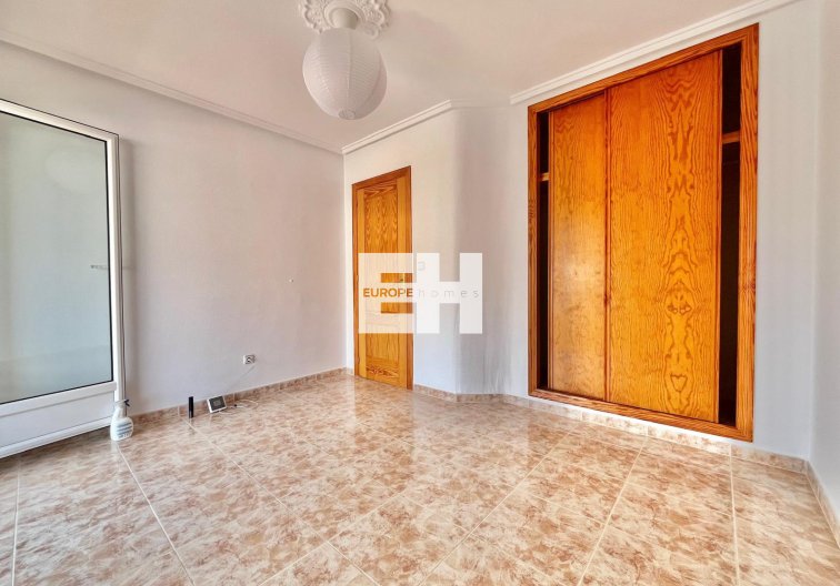 Segunda mano - Quad House - Orihuela Costa - Playa Flamenca