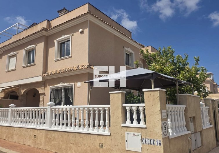 Revente - villa - Orihuela Costa - Costa Blanca