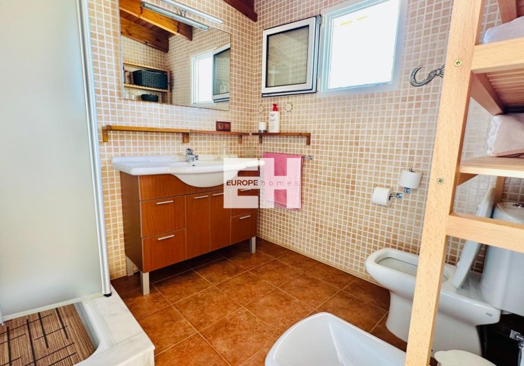Segunda mano - villa - Orihuela - Urb. Montepinar