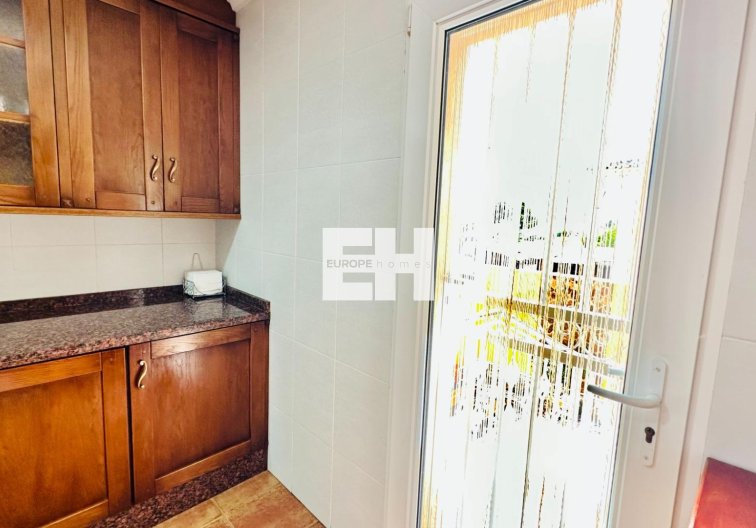 Segunda mano - villa - Orihuela - Urb. Montepinar