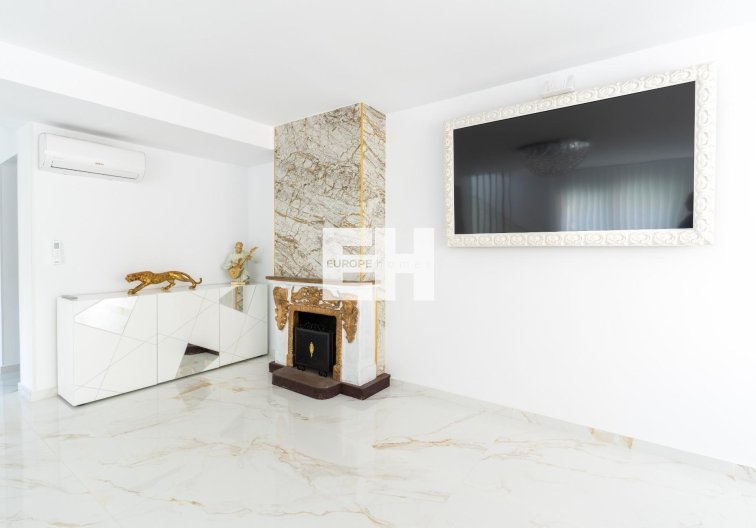Herverkoop - town house - Torrevieja - Punta Prima